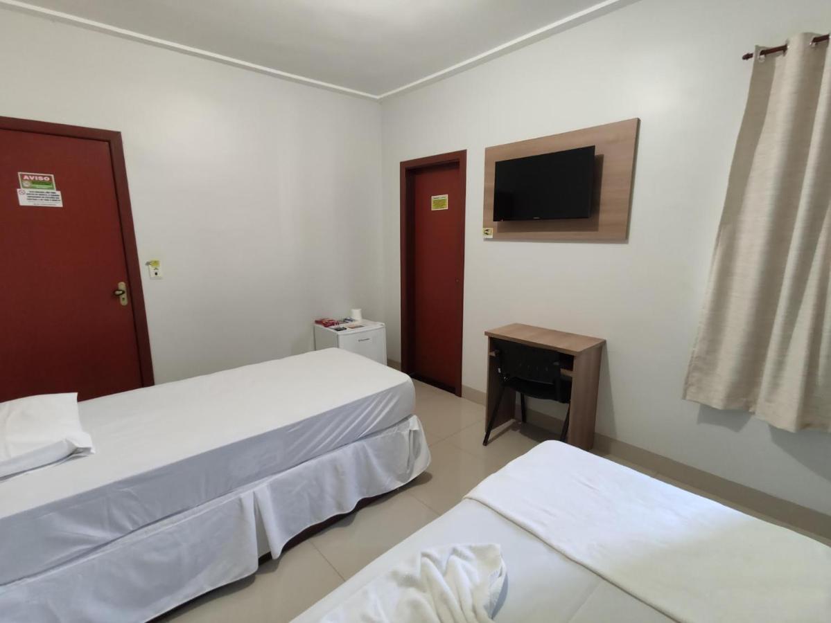 Cemarim Hotel Catalão Exteriör bild