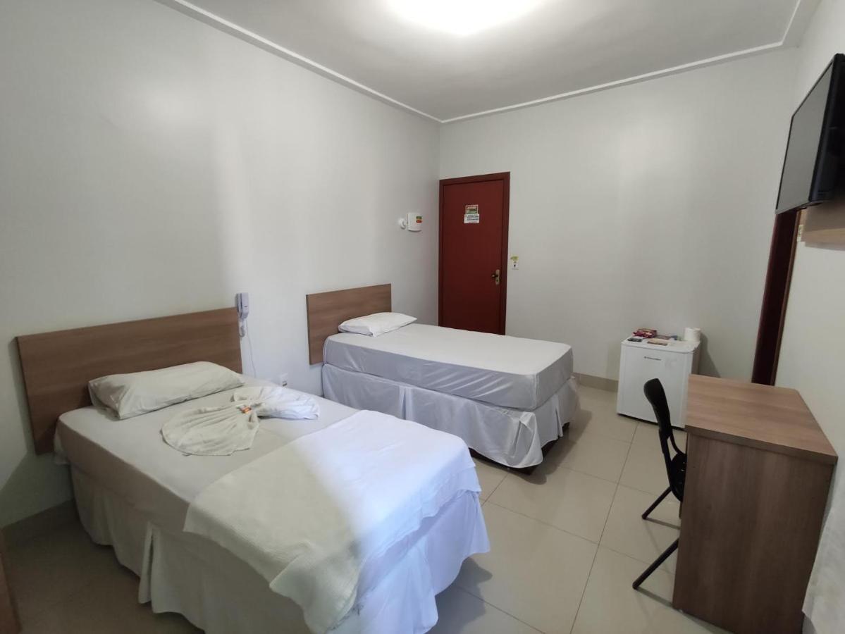 Cemarim Hotel Catalão Exteriör bild