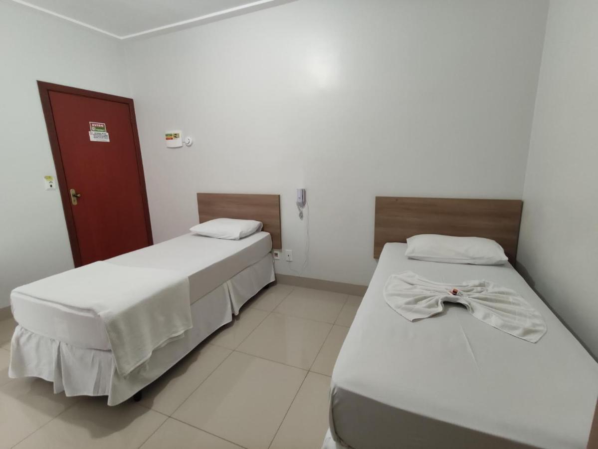 Cemarim Hotel Catalão Exteriör bild